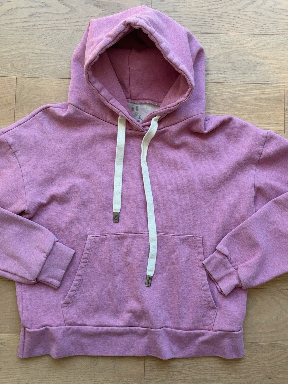 ORAKI Cropped Hoodie – Women’s Medium